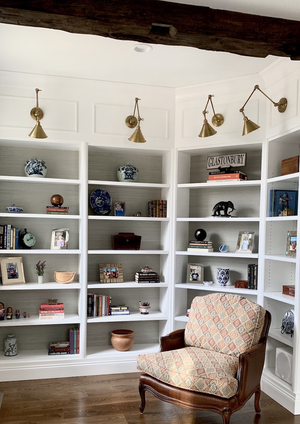 Custom Built-in Bookcase in Family Room