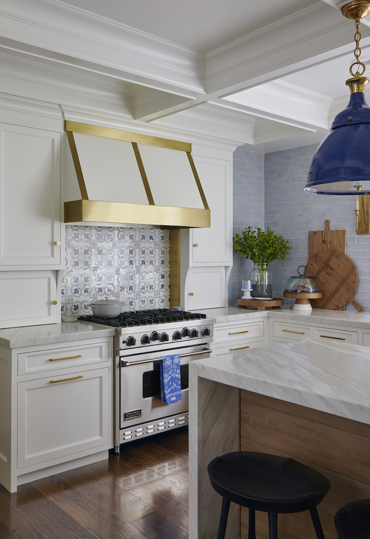 Kitchen Design Gold White Hood Stainless Steel Range